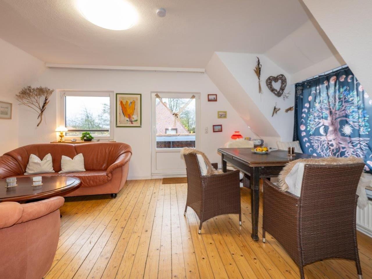 194 Fewo Dat Luetjehuus Mit Dachterrasse Im Ersten Stock Luetjenburg Luaran gambar